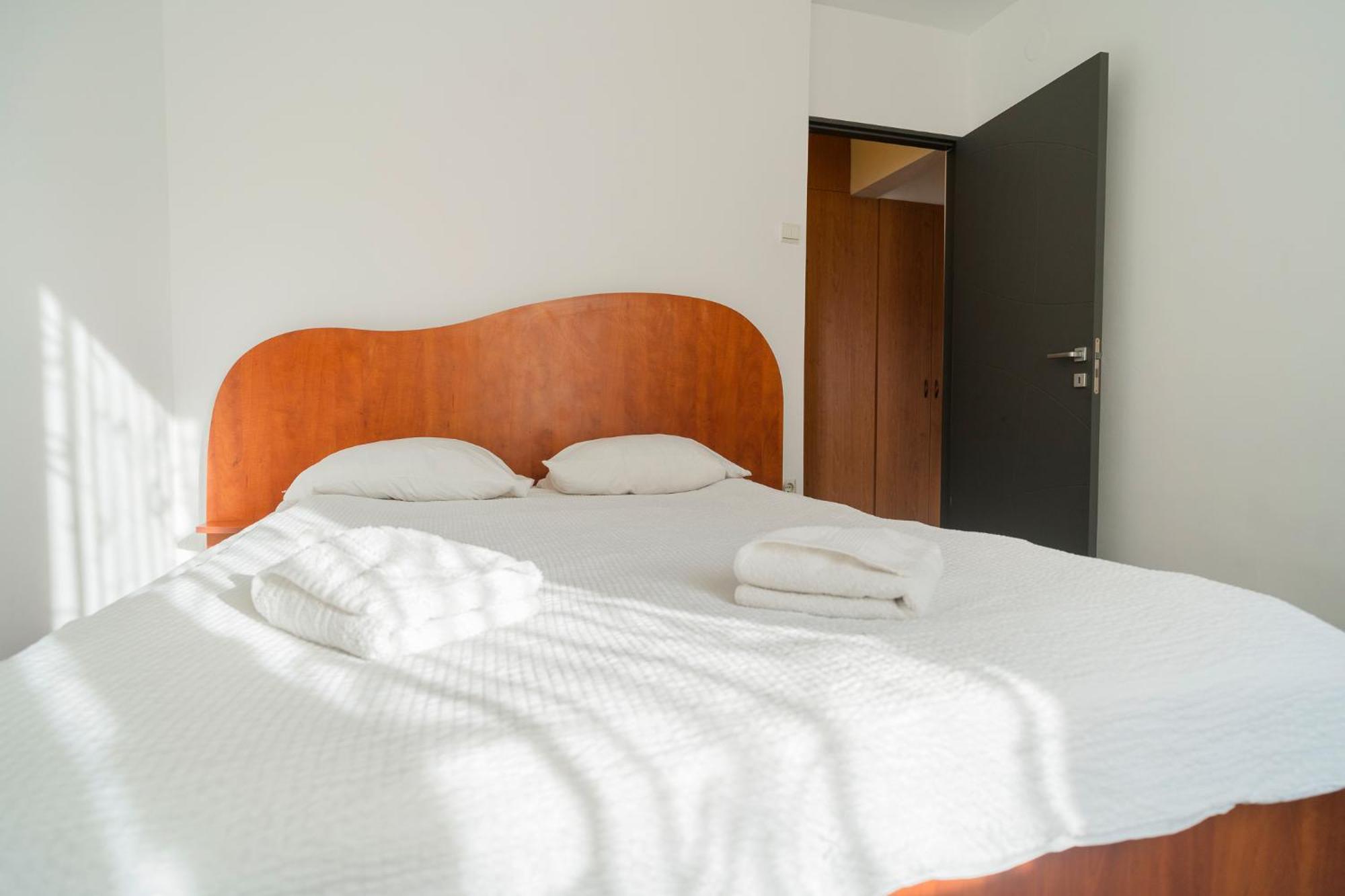 Rustic & Spacious 3Br Apartment Bucureşti Exterior foto