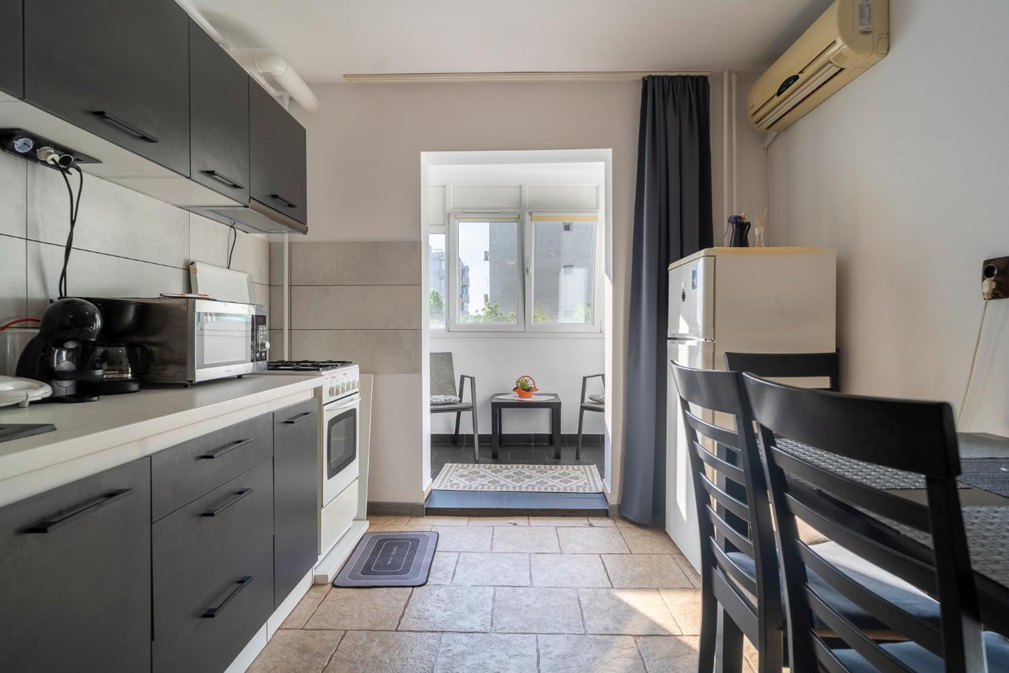 Rustic & Spacious 3Br Apartment Bucureşti Exterior foto