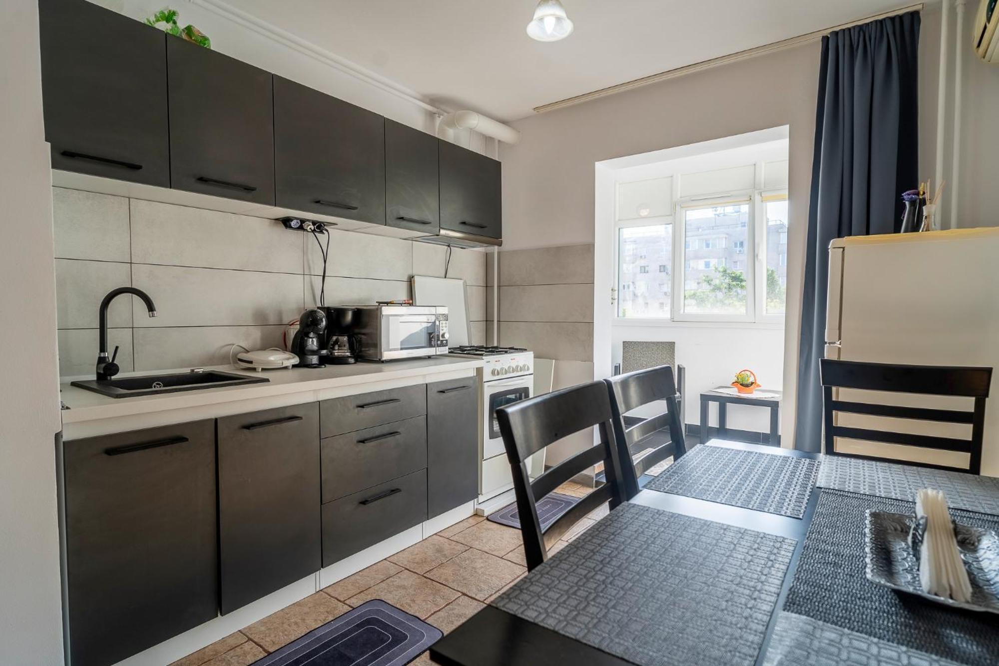 Rustic & Spacious 3Br Apartment Bucureşti Exterior foto